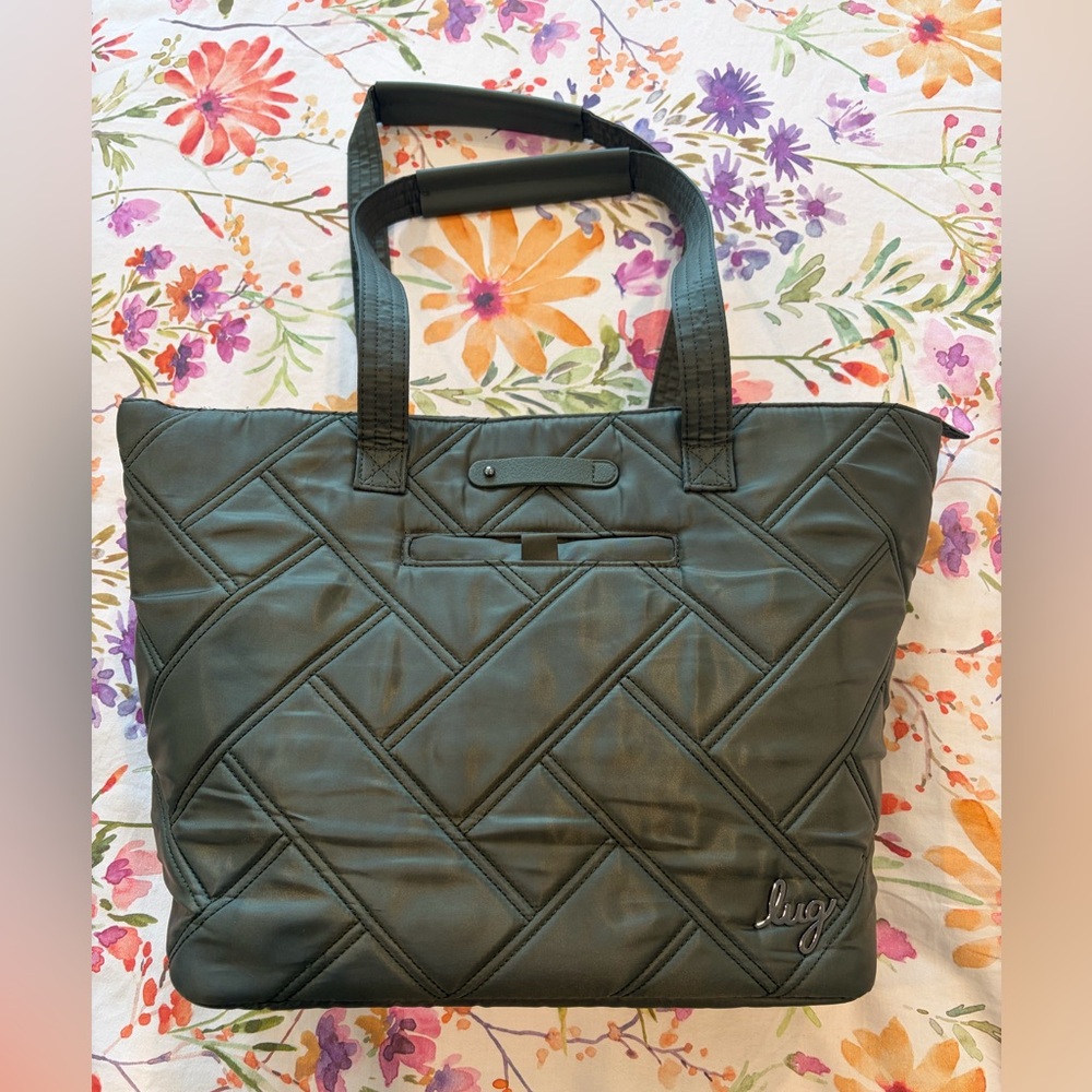Lug Skyliner tote